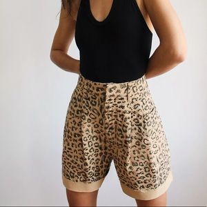 NWT! Free People Dogtown Cutoff Shorts Size 24